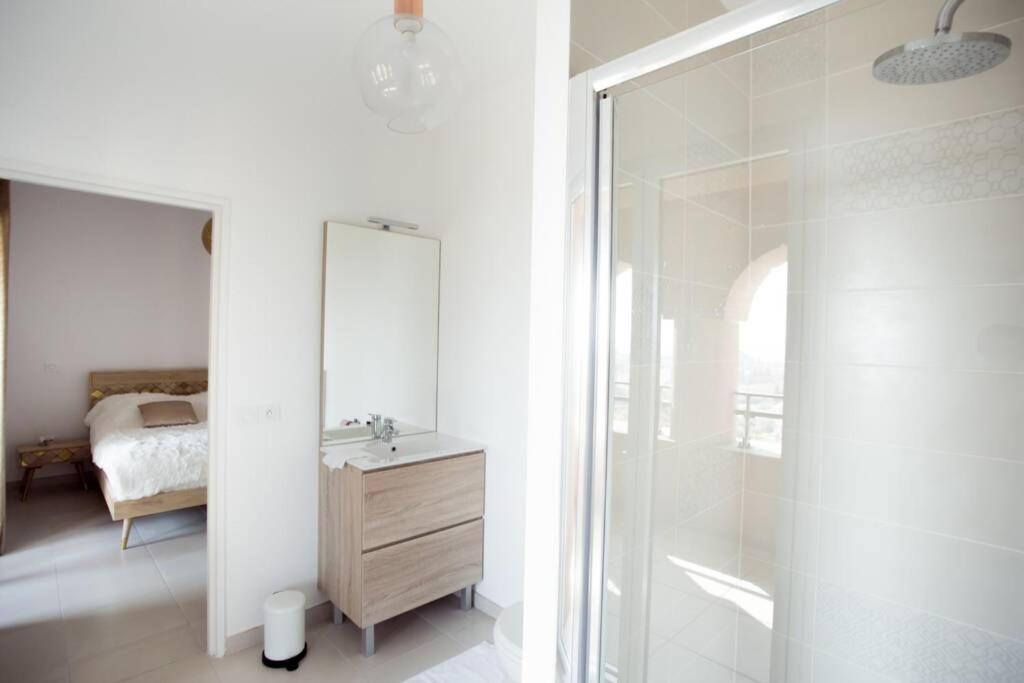 Magnifique Appartement Avec Vue Imprenable La Londe-les-Maures Exterior foto